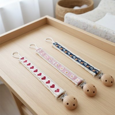 Attache tetine | Pratique et Securisee - Promenade bébé