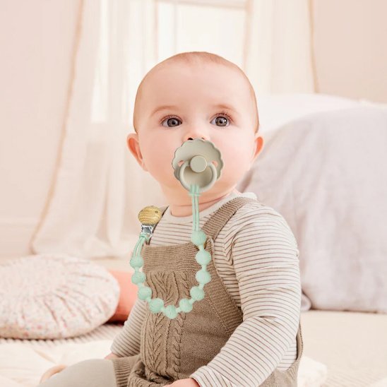 Attache tétine | Sécurisée et Pratique - Promenade bébé