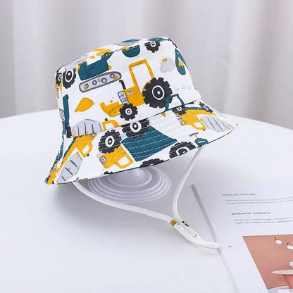 chapeau anti UV bebe motif tracteur