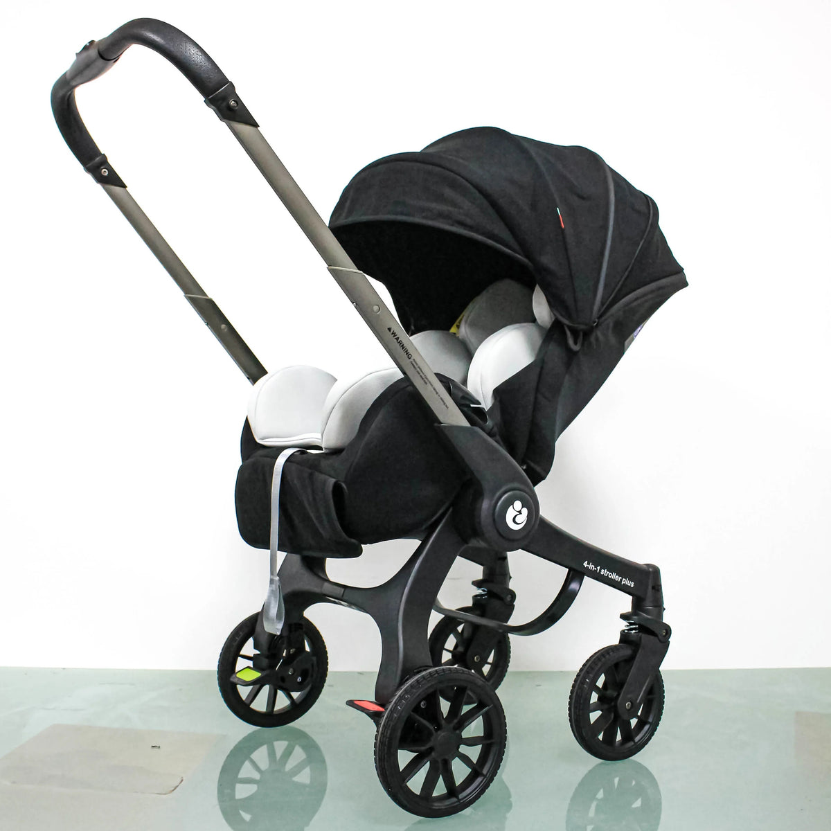 poussette bébé noire
